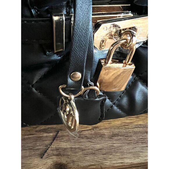 Badgley Mischka Mini Diamond Quilted Black Tote Purse w/ Key & Lock NWT - Picture 3 of 5